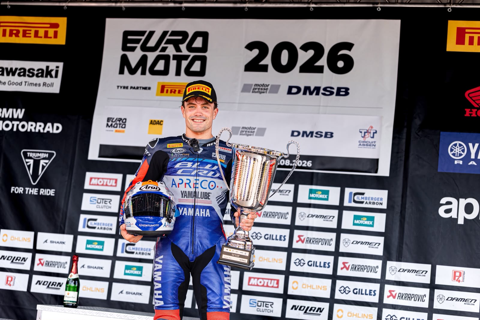 Eerste pole en tweemaal Wilhelmus op Assen voor Twan Smits